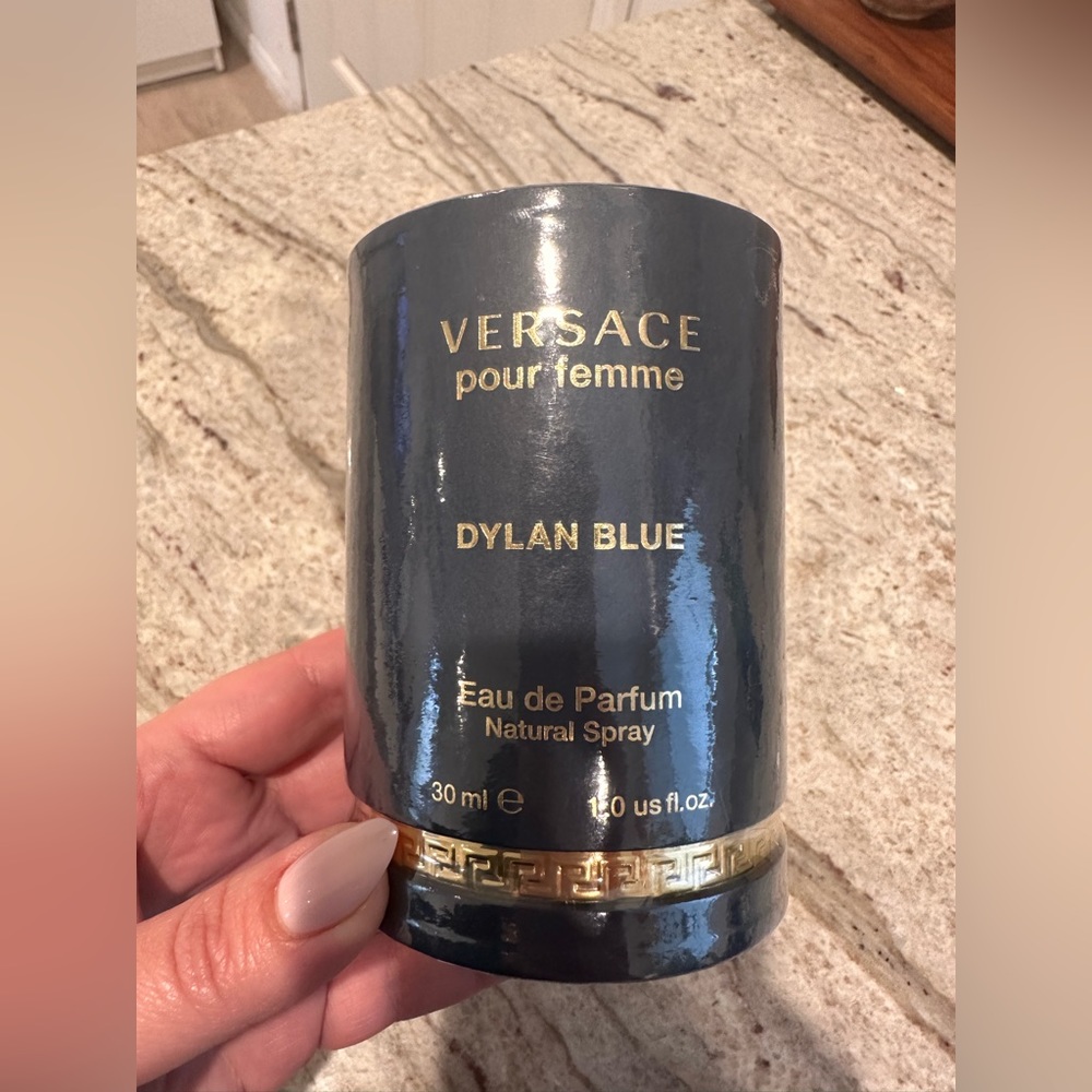 Versace pour femme Dylan Blue Eau de Parfum Spray 1.0 oz NEW Unopened Perfume